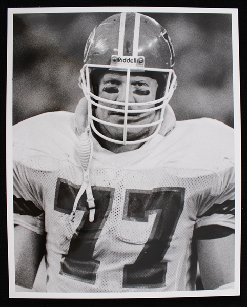 1990 Karl Mecklenburg Denver Broncos 8"x10" Original Betsy Peabody Rowe B&W Photo