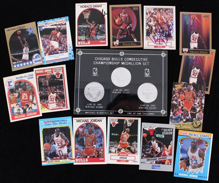 1989-1990s Michael Jordan Scottie Pippen Horace Grant and More Chicago Bulls Trading Cards and Medallion Set (Lot of 18)