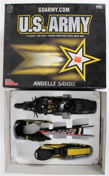 2003 Angelle Savoie US Army MIB Scale Model Suzuki NHRA Pro Stock Drag Bike