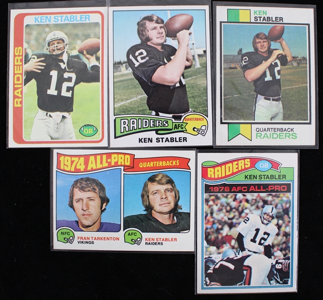 1973-78 Ken Stabler Oakland Raiders Topps Trading Cards (1973 Topps Rookie Card #487) (Lot of 5)
