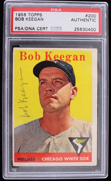 1958 Bob Keegan (d.2001) Chicago White Autographed Topps Trading Card #200 (PSA Slabbed)