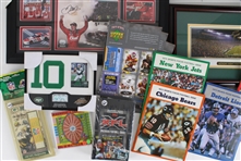 1970s-2010s Green Bay Packer 17x21 Prints, Sports Focus & more (Lot of 25)