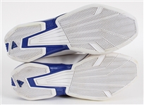 2002-2003 Tracy McGrady Orlando Magic Signed Game Worn Shoes (MEARS LOA/JSA) Per our consignor gifted to Antonie Walker)