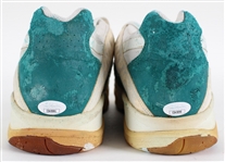 1993 Sawn Kemp Seattle Supersonics Signed Reebok Game Worn Sneakers (MEARS LOA) *JSA*