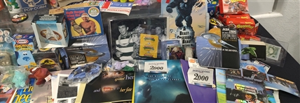 1930s-2000s Baseball, Football, Toys, Star Wars & more (Lot of 225+)