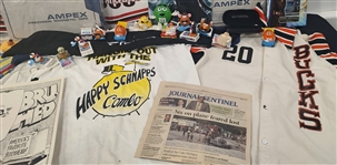1930s-2000s Baseball, Football, Toys, Star Wars & more (Lot of 225+)
