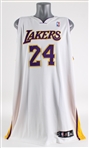 2006-07 Kobe Bryant Los Angeles Lakers Alternate Jersey (MEARS A5)