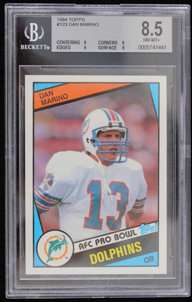1984 Dan Marino Miami Dolphins #123 Topps (Beckett Slabbed 8.5 NM-MT+) 