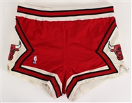 1986-1989 Chicago Bulls Trunks w/ #23 written (MEARS LOA)