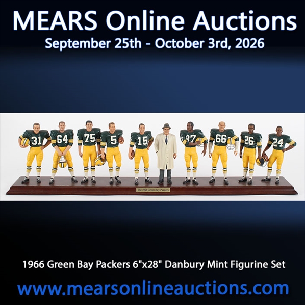 1966 Green Bay Packers 6"x28" Danbury Mint Figurine Set 